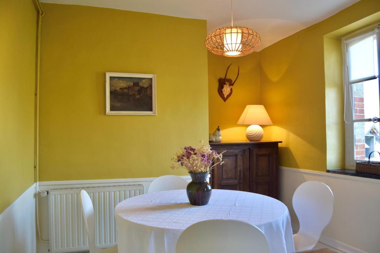 Cottages De Chateau De Vaux Yvré-lʼÉvêque Екстериор снимка