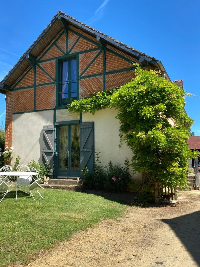 Cottages De Chateau De Vaux Yvré-lʼÉvêque Екстериор снимка
